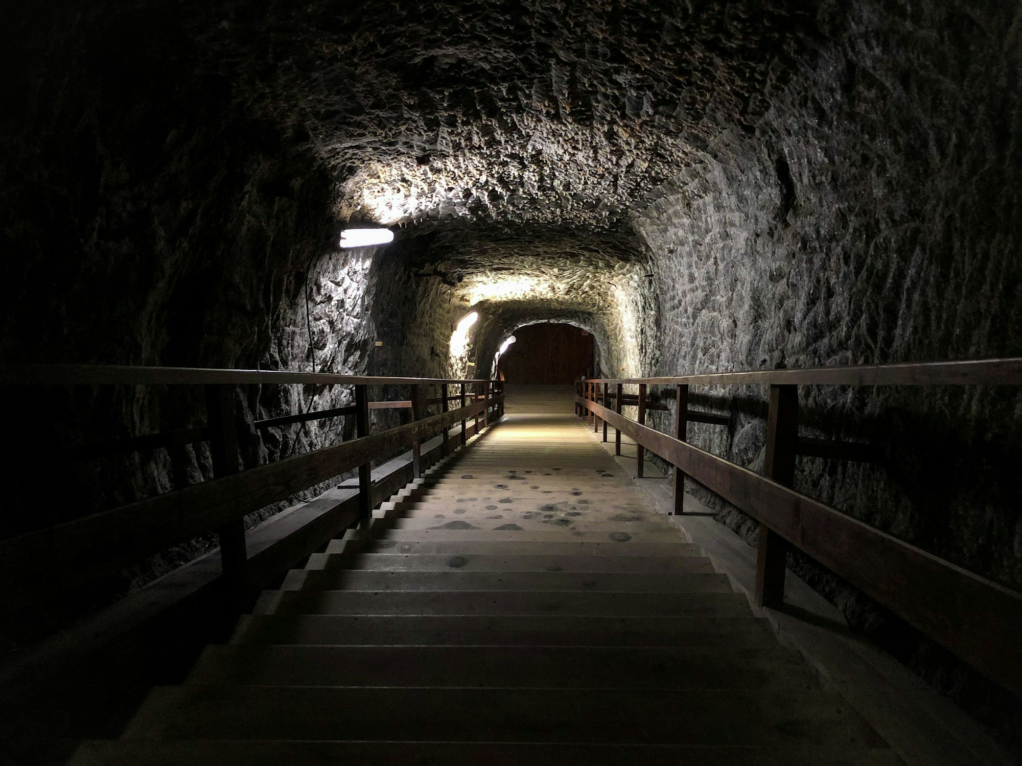 Descent in a salt mine